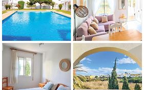 Garden vistas. Hermoso dúplex con patio, solárium y piscina.